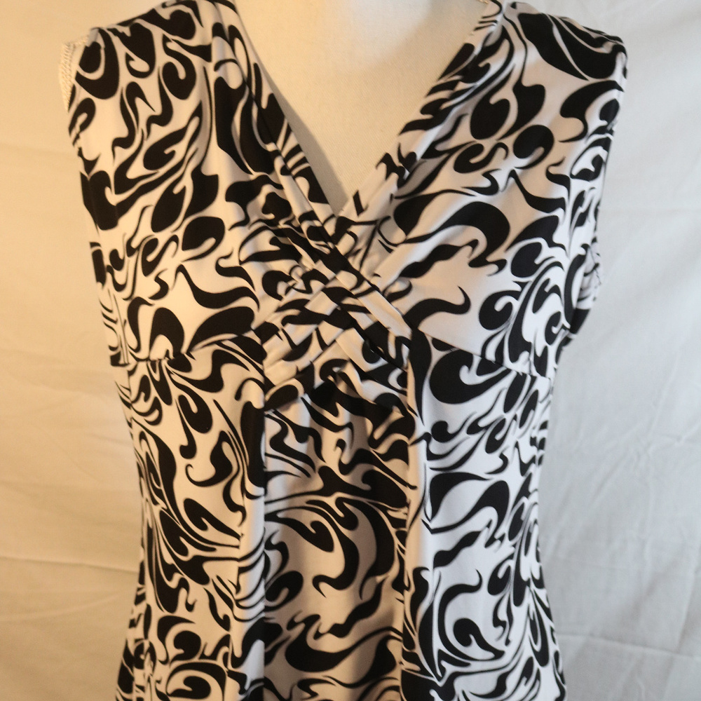 Nicole Miller Slvless Black/white Dress Blouse XL
